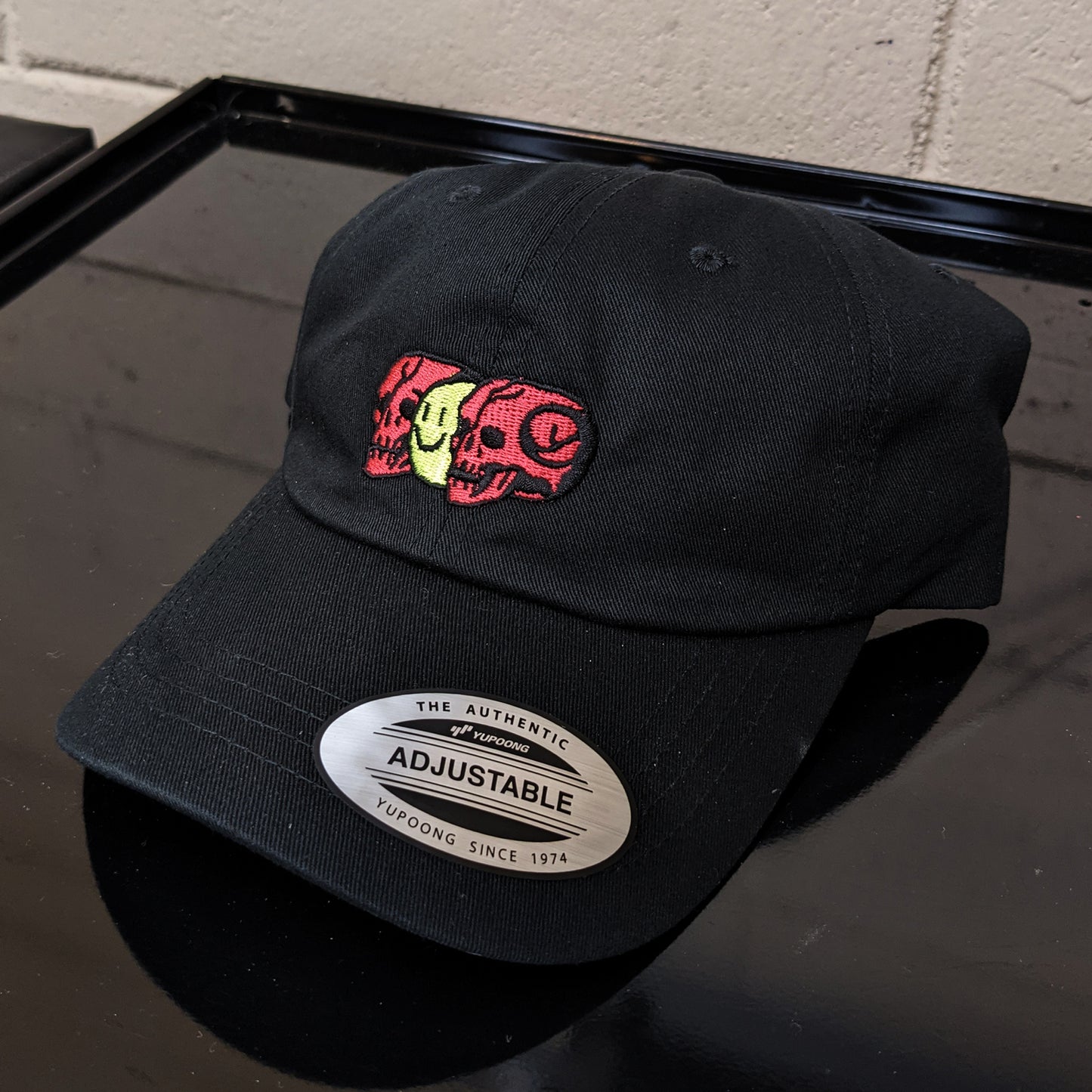 HAPPY SKULLS HAT